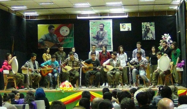 Estudiantes en el Kurdistán sirio