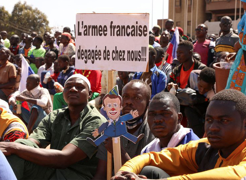 Burkina Faso expulsa a las tropas francesas | El Viejo Topo